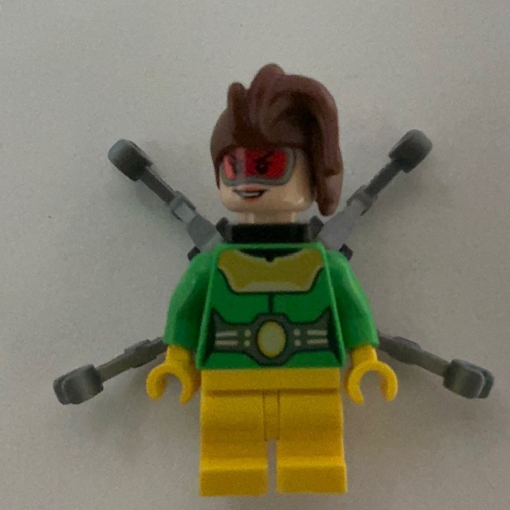 Lego Doc Ock - Female Spider-Man villain Minifigure Medium Legs c26
